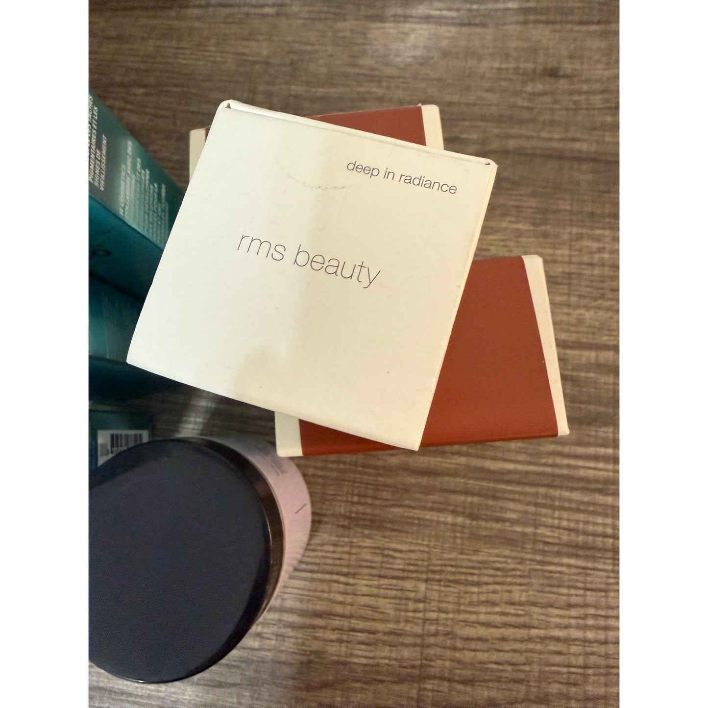 (9 Pcs) BEAUTY RESELLER BUNDLE - It Cosmetics, Haus Labs, RMS Beauty Foundations