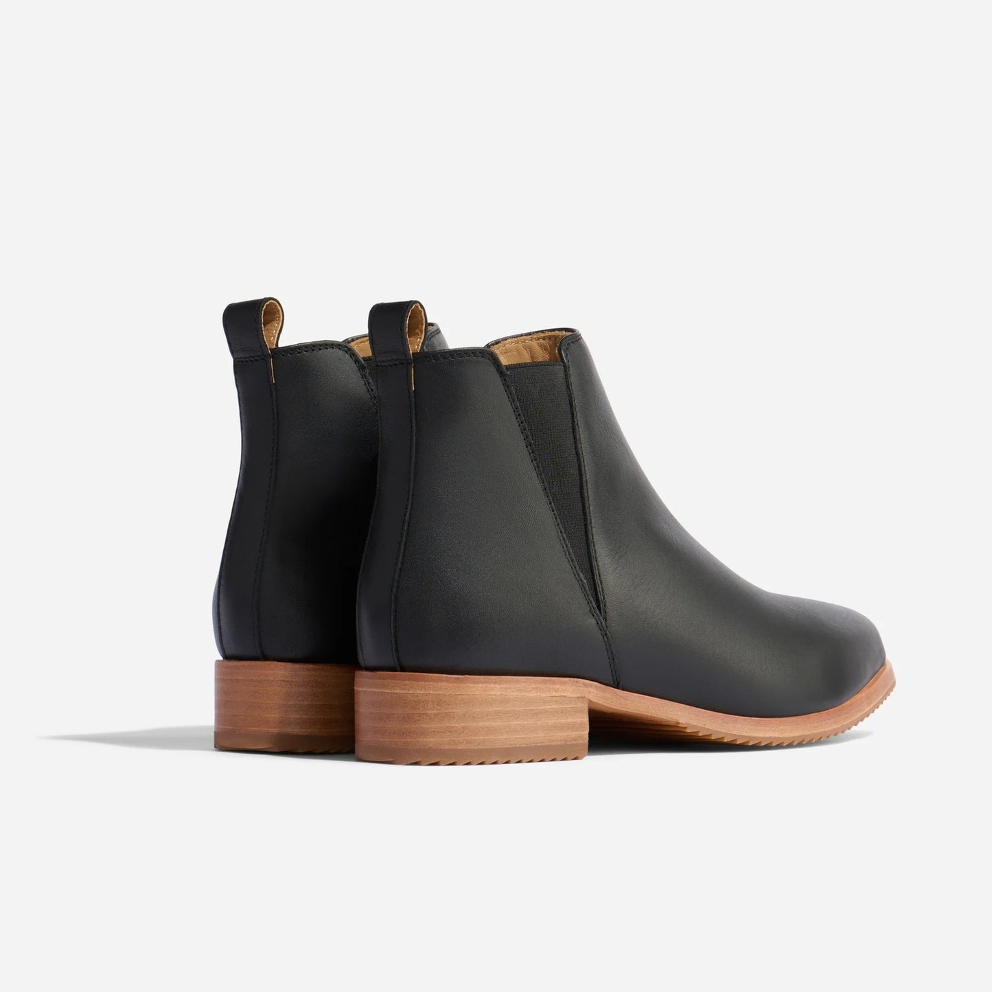 Women's NISOLO Eva Everyday Chelsea Boot - BRAND NEW IN BOX! Black - Size 8